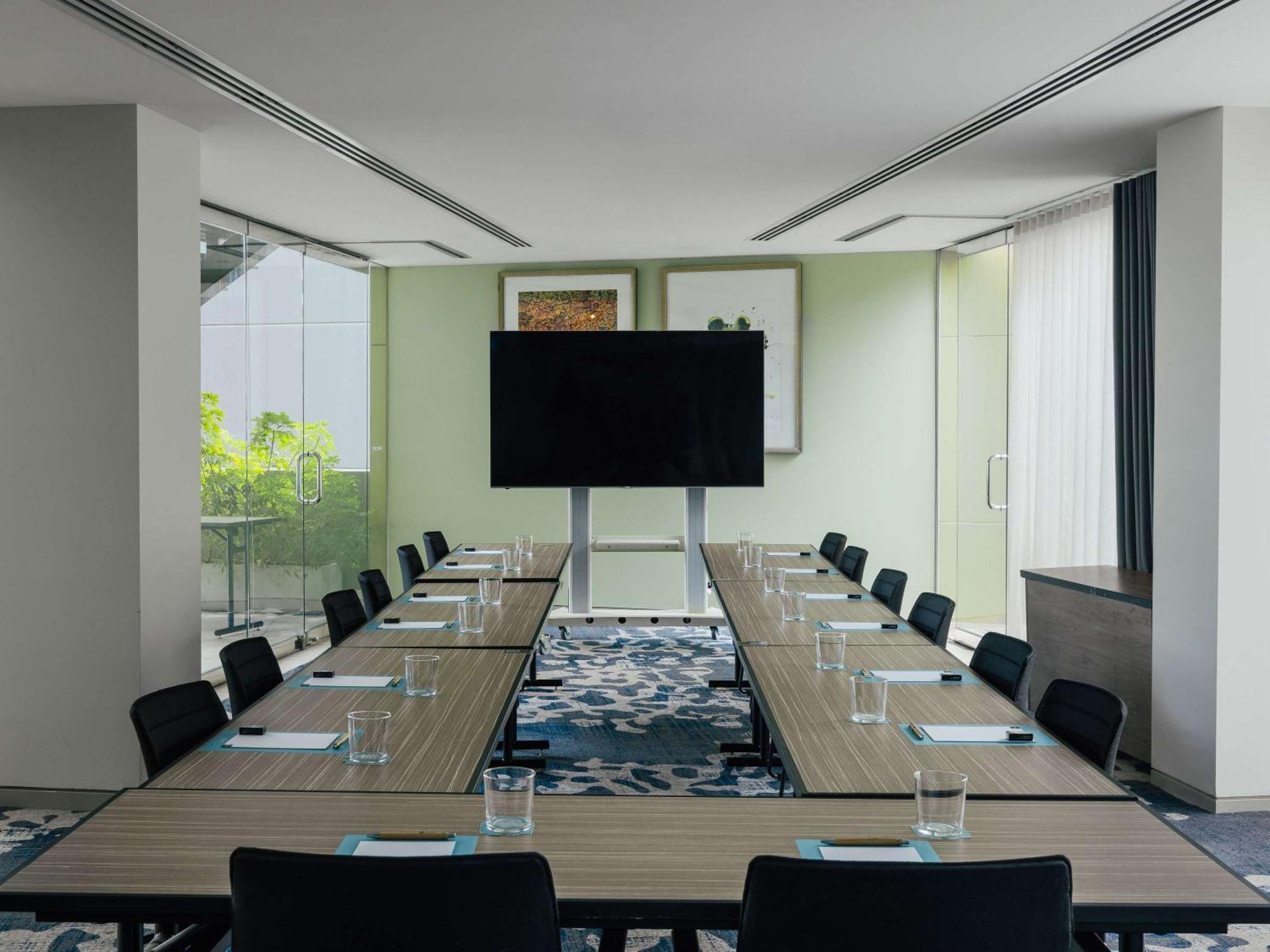 Art Series - The Olsen Melbourne City Exterior foto Meeting room