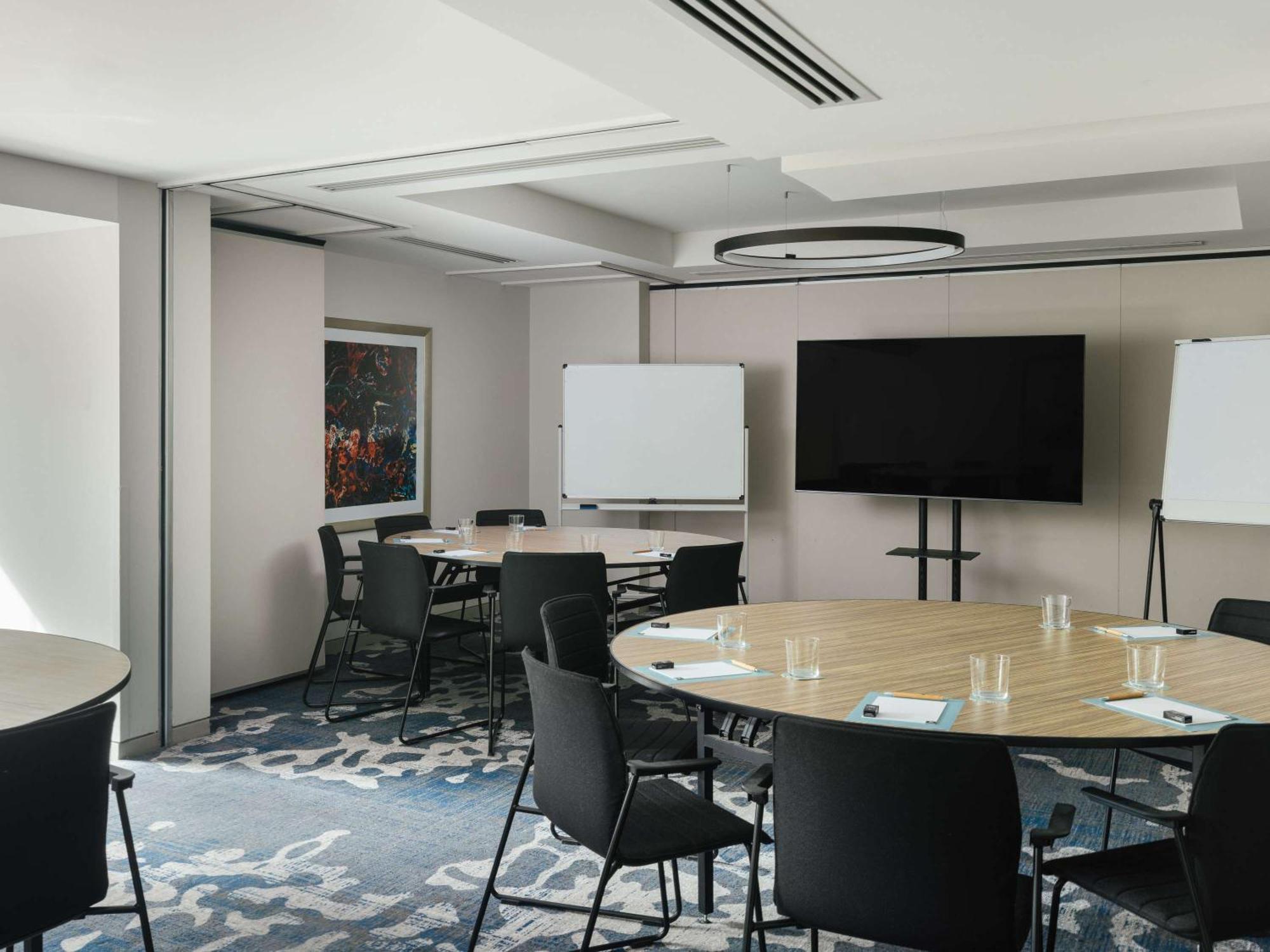 Art Series - The Olsen Melbourne City Exterior foto Meeting room