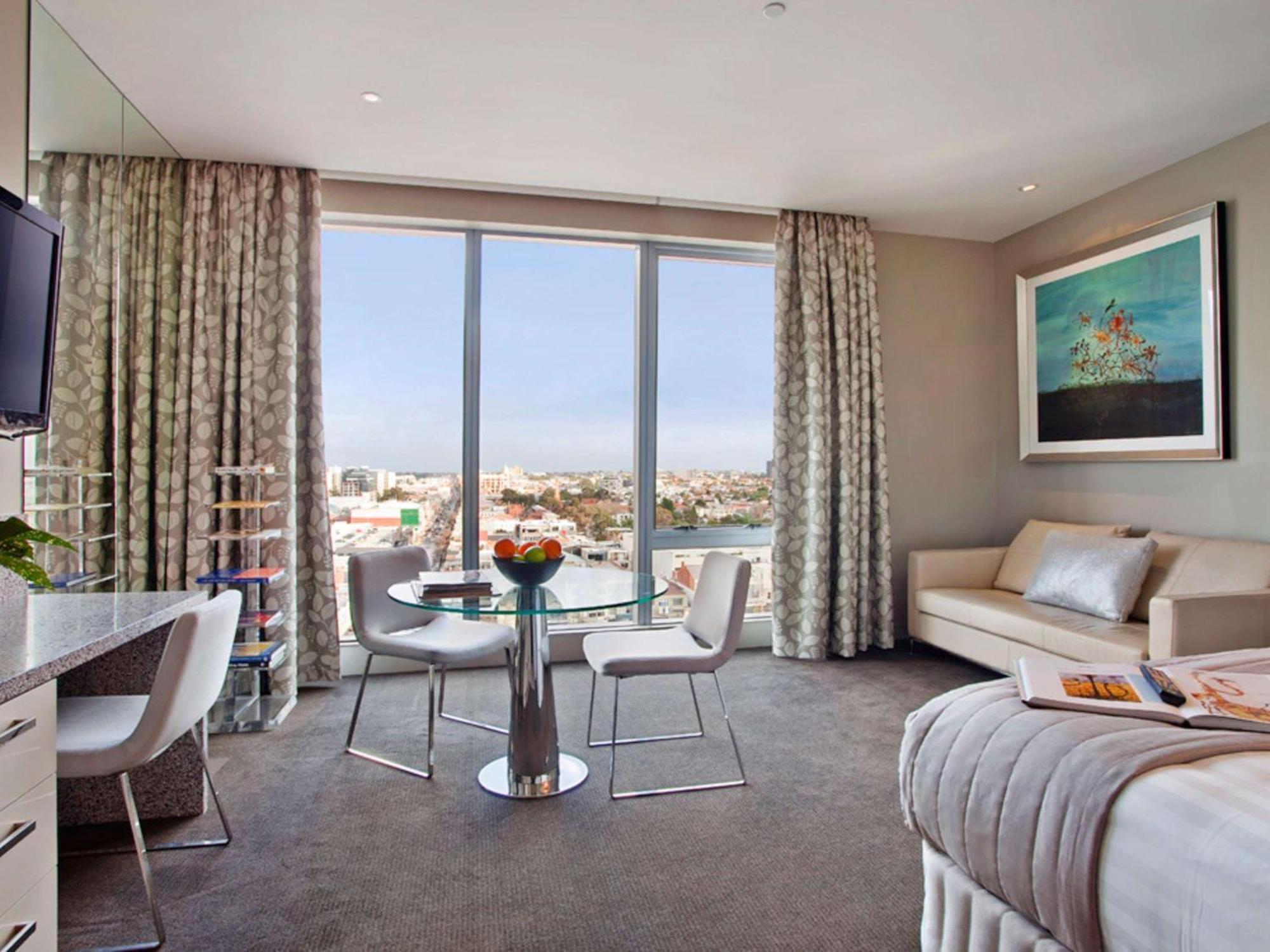 Art Series - The Olsen Melbourne City Exterior foto A room at the Westin Palace, Tel Aviv
