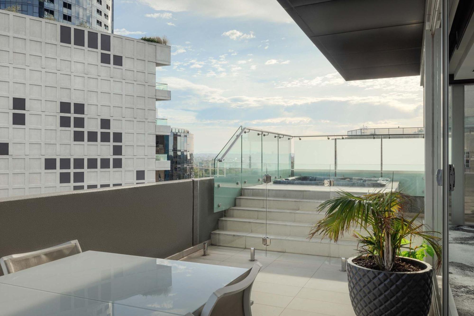 Art Series - The Olsen Melbourne City Exterior foto