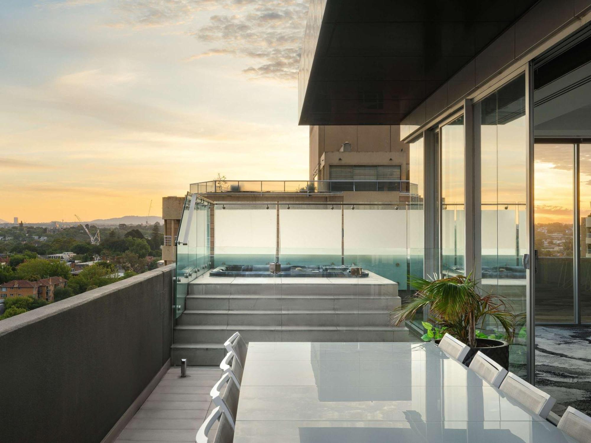 Art Series - The Olsen Melbourne City Exterior foto